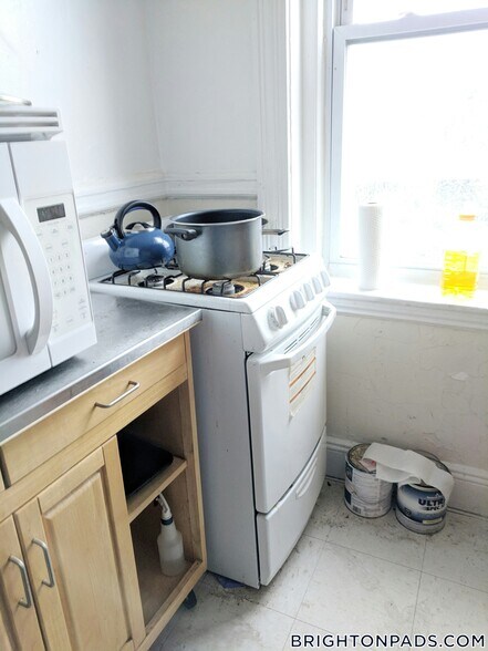 Building Photo - 9 Egremont Rd