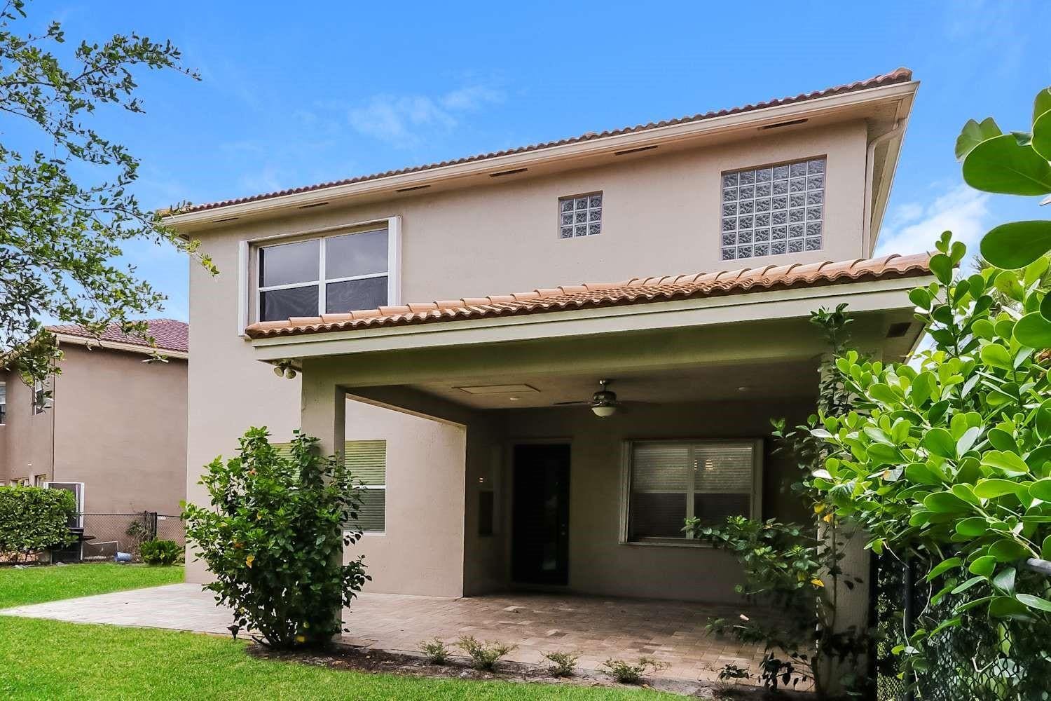 Building Photo - 1073 Grove Park Cir