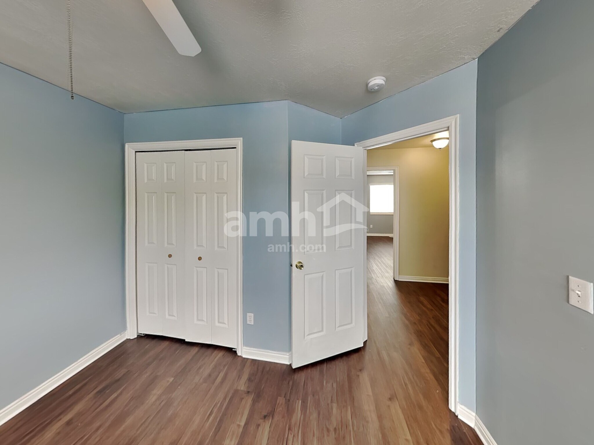 Building Photo - 111 W 1275 N