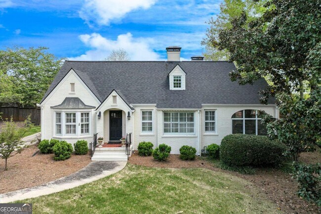 Building Photo - 954 Cherokee Rd