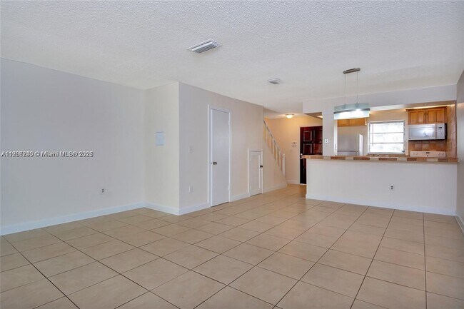 Building Photo - 6236 SW 136th Ct