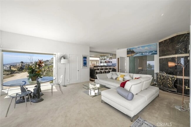 Building Photo - 31877 Circle Dr