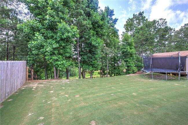 Building Photo - 286 Belmont Dr