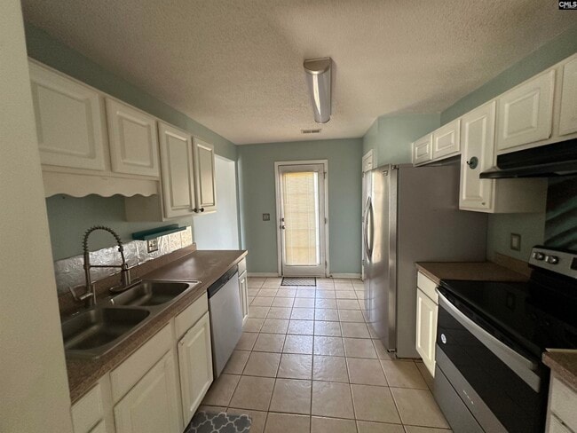 Building Photo - 211 Summit Springs Dr