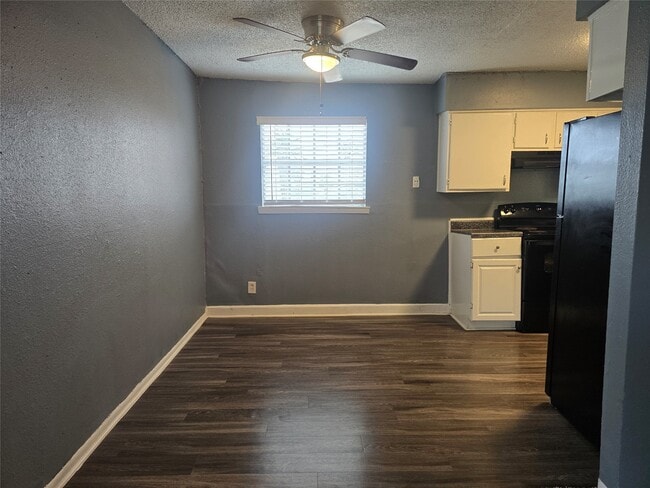 Building Photo - 2311 71st St