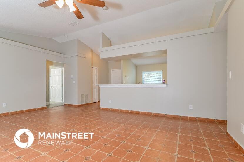 Building Photo - 13130 Pinyon Dr