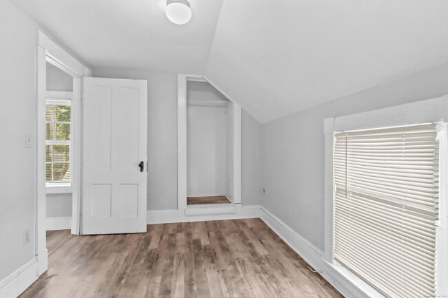 Building Photo - 310 Flanders Rd