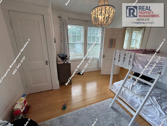 Building Photo - Charming 3-Bedroom Single-Family Home for ...
