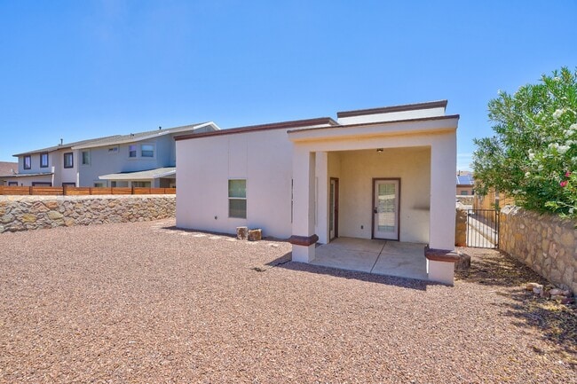 Building Photo - 11457 Lucio Moreno Dr