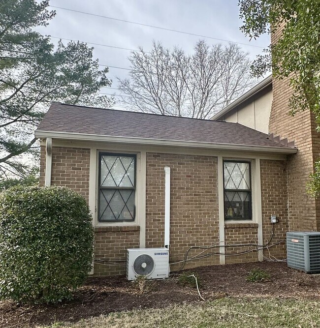 Building Photo - 6317 Wildwood Valley Dr