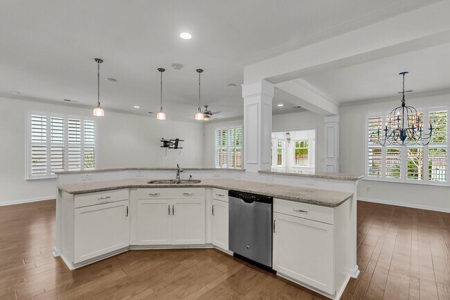 Building Photo - 4 Bed 3 Bath on Tepal - NEW