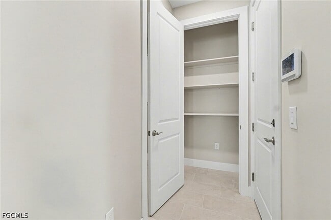 Building Photo - 44489 Panther Dr