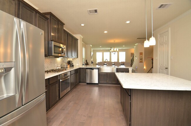 Building Photo - 10709 Madden Oaks Pl