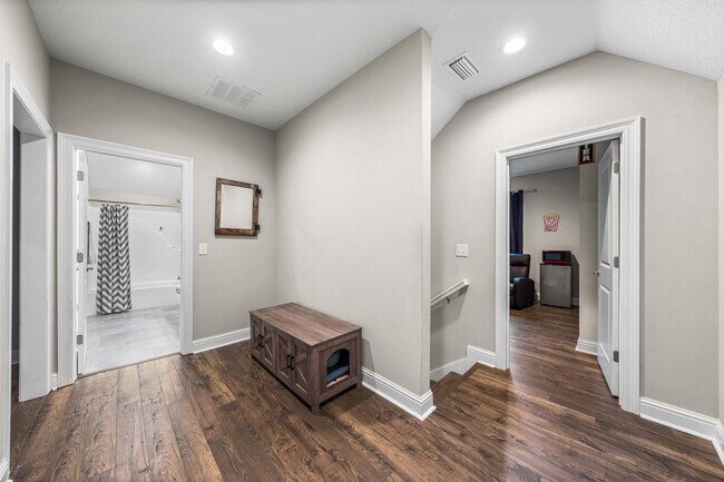 Building Photo - 89 Laurel Oaks Dr