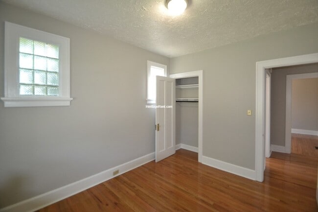 Building Photo - Updated 2 Bedroom home in Cheviot