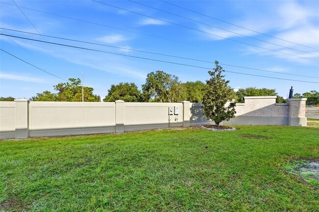 Building Photo - 4393 Small Creek Rd