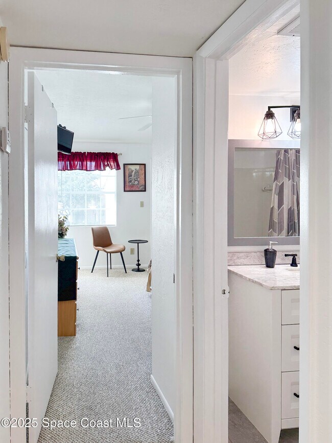 Building Photo - 1900 Brittany Dr