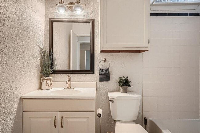 Building Photo - 4408 Molokai Dr