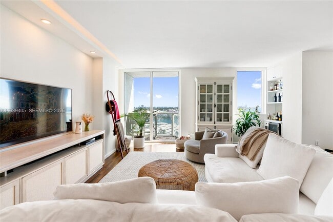 Building Photo - 244 Biscayne Blvd