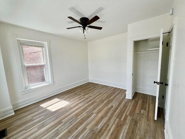 Building Photo - 202 S Broad St