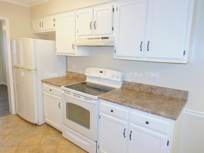 Building Photo - 2828 Windy Crossing