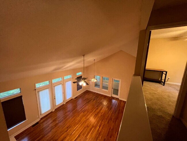 Building Photo - Massive 3 Bedroom 2.5 Bathroom Single-Family Home with Real Hardwood Floors and a Huge Two-Car Ga...