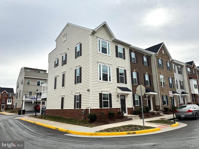 Building Photo - 24604 Cervelo Ter