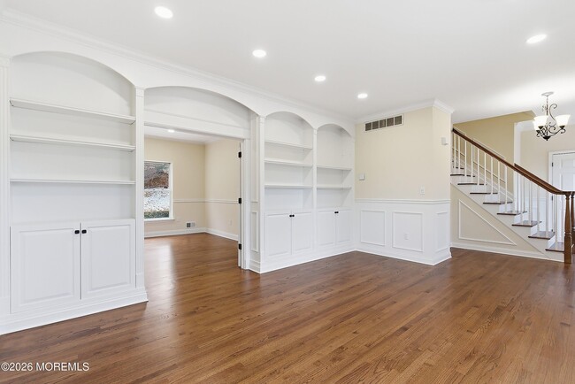 Building Photo - 1217 Wilkinson Dr