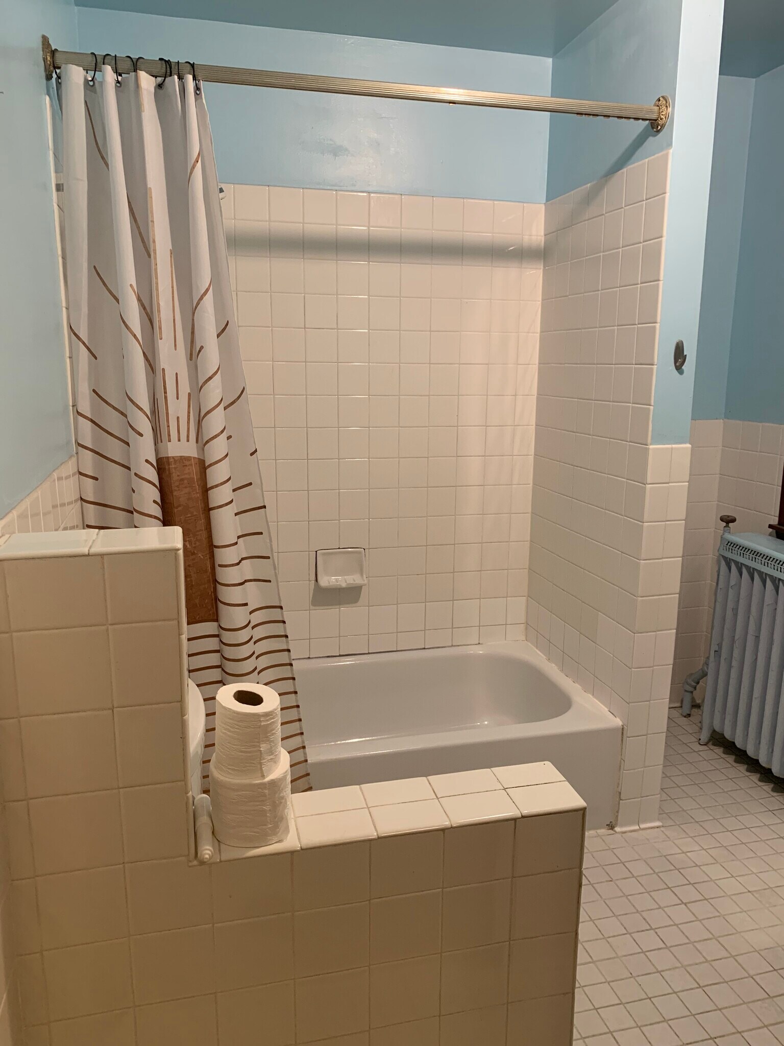 Building Photo - 431 Minnehaha Ave E