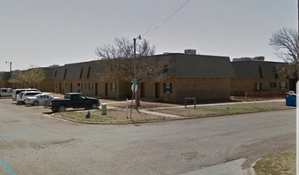 Building Photo - 1300 N Walnut Ave
