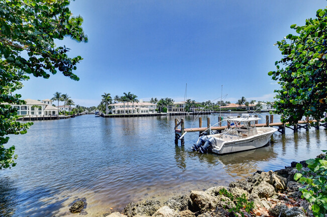 Building Photo - 1 Harbourside Dr