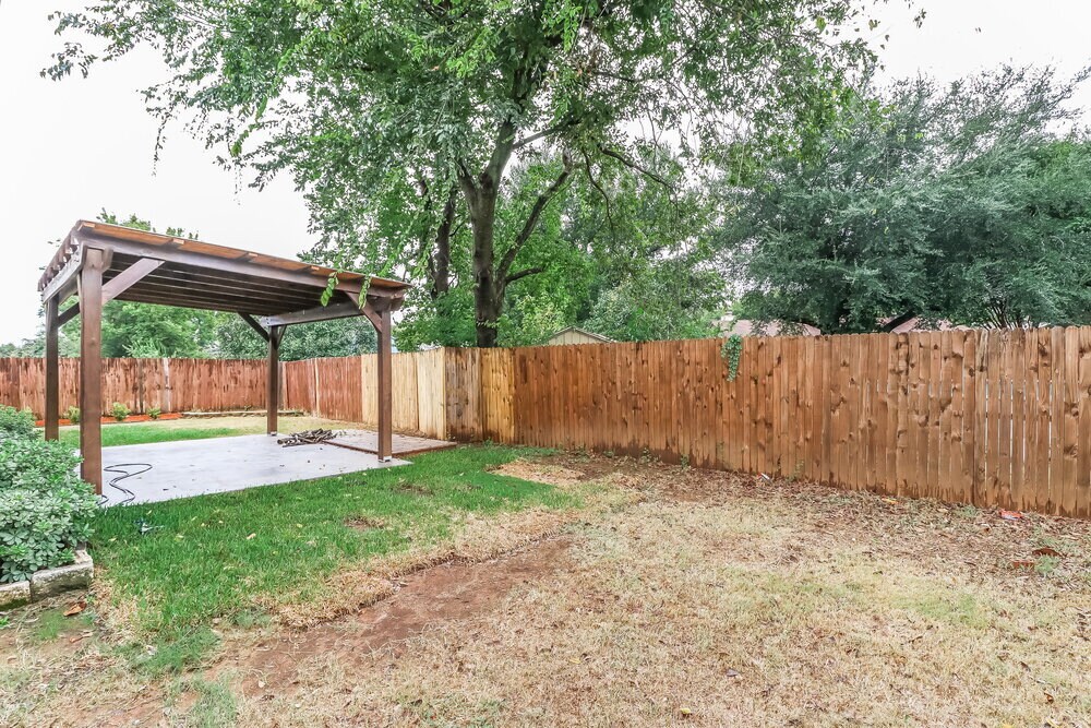 Building Photo - 2732 Maegen Cir