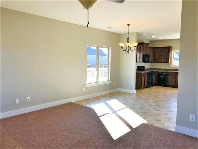 Building Photo - Home in Calera, AL.. View with 48 Hours Notice!