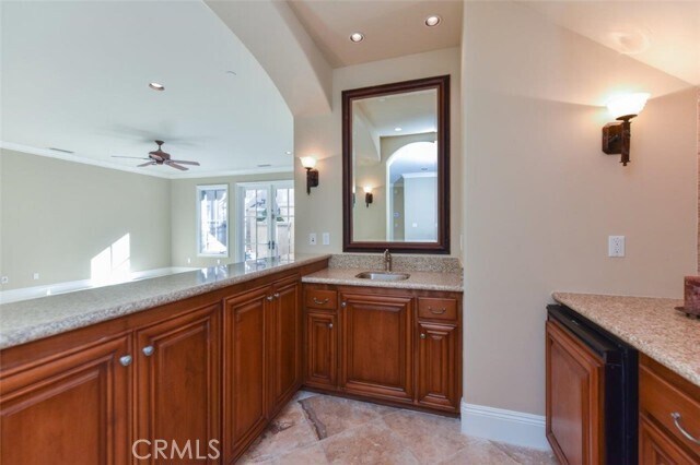 Building Photo - 11 Skyridge Cir