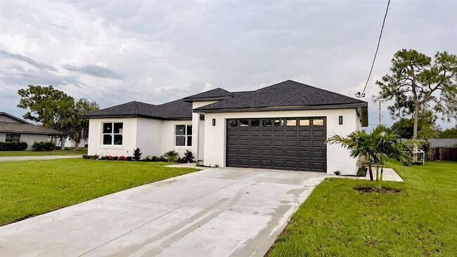 Building Photo - 4200 Leaf Rd