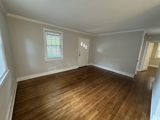 Building Photo - 5004 Patterson Ave