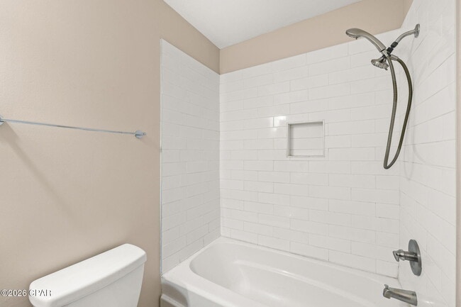 Building Photo - 2716 Oak Hammock Dr