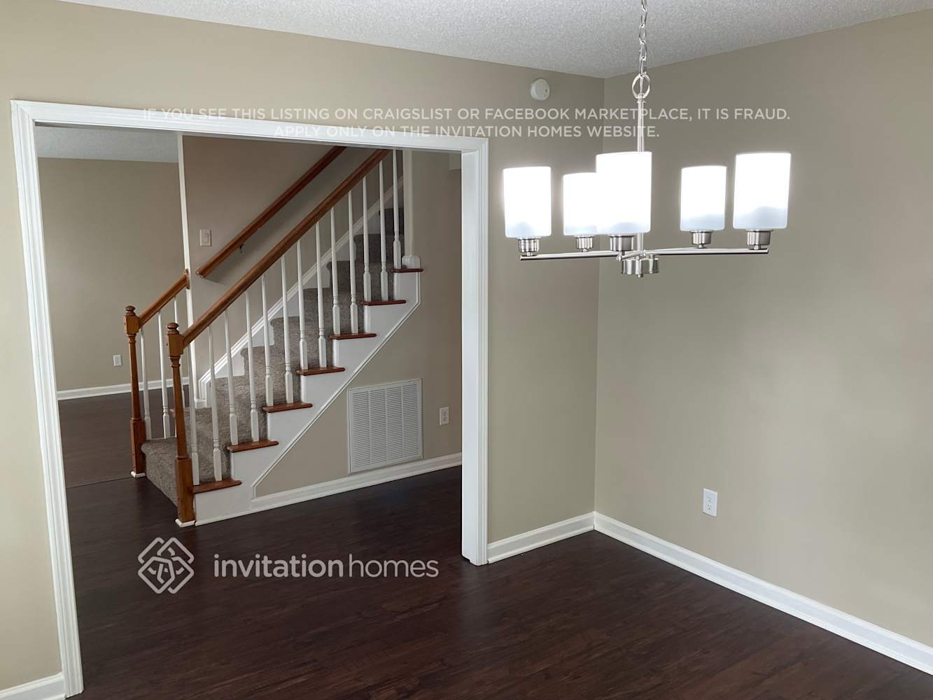 Building Photo - 2343 Century Oaks Ln