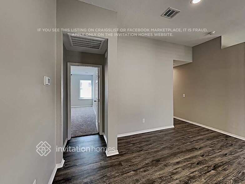 Building Photo - 1625 Lesli Dr