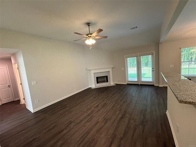 Building Photo - 80 Meadow Walk Ct