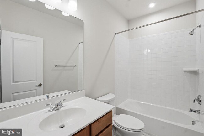 Building Photo - 8178 Red Hook St