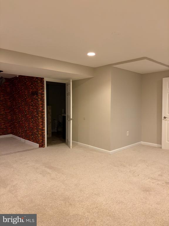 Building Photo - 2117 Cross Trails Rd