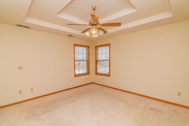 Building Photo - 5204 Deer Ridge