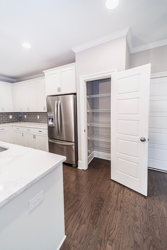 Building Photo - 1791 Willow Way