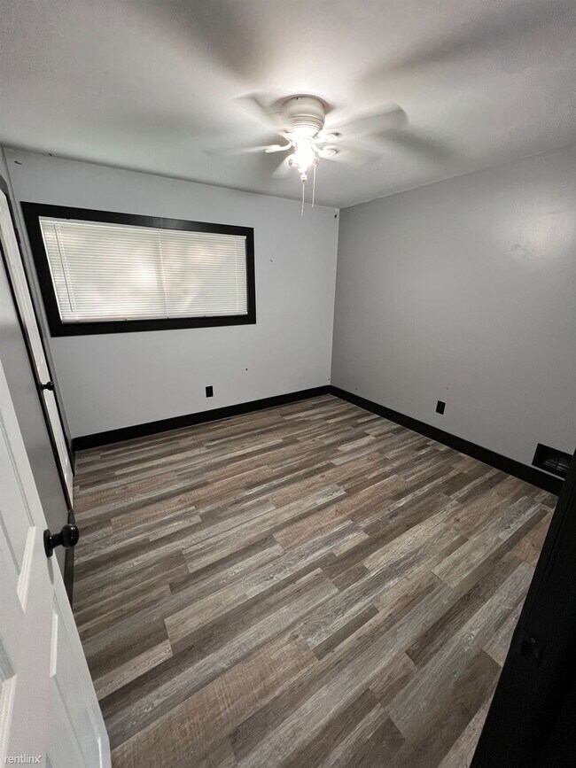 Building Photo - 3 br, 1 bath House - 1602 Jay Street