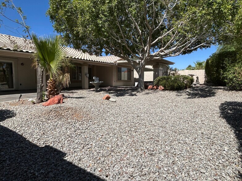 Building Photo - 7709 W Wahalla Ln