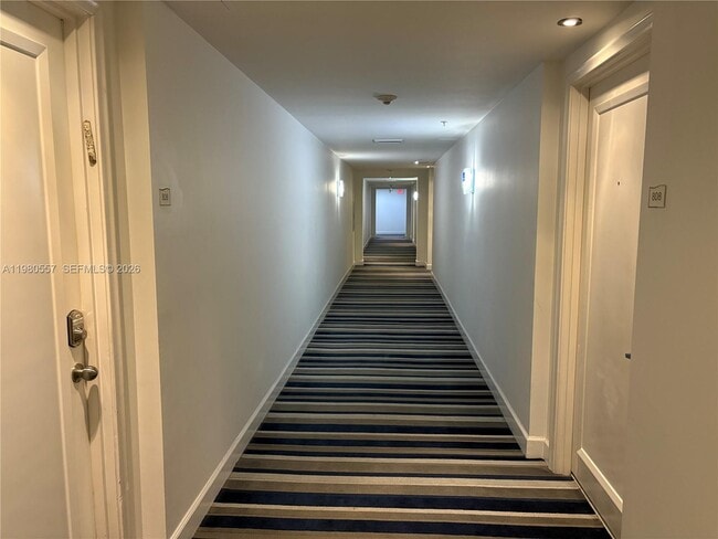 Building Photo - 18800 NE 29th Ave