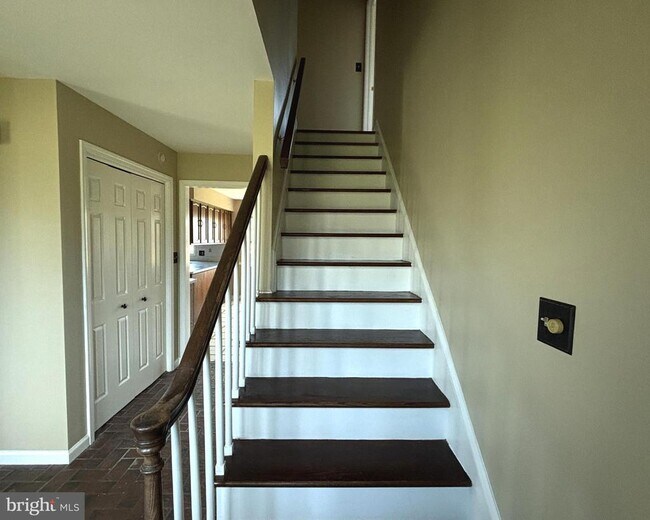 Building Photo - 723 Godshall Rd