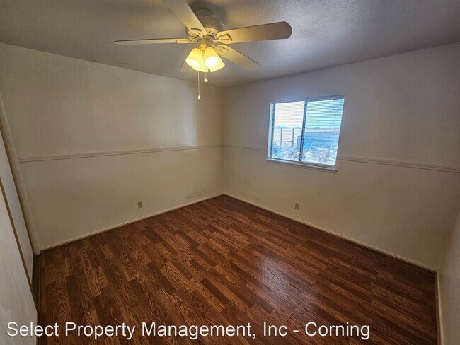 Building Photo - 3 br, 1 bath House - 23367 South Ave