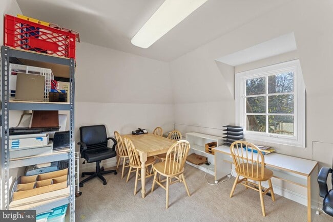 Building Photo - 8541 Old Dominion Dr